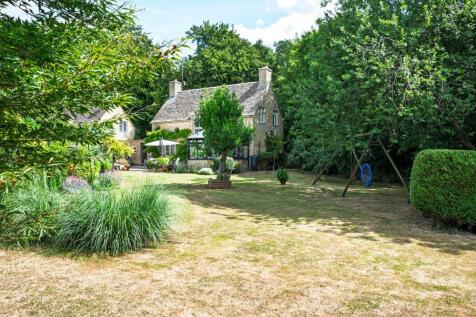 Rear &amp; Garden