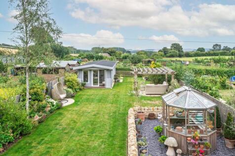 Garden &amp; Views