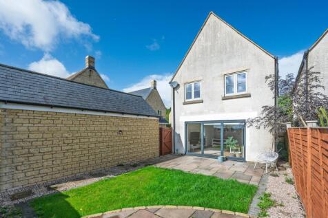 Rear &amp; Garden