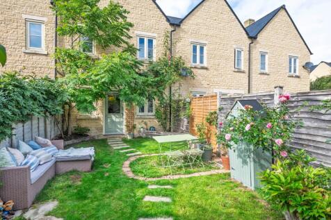 Rear &amp; Garden