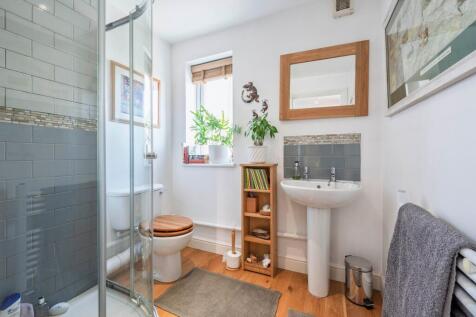 Bedroom One En-suite