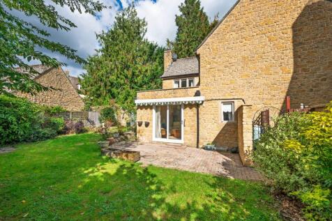Rear &amp; Garden