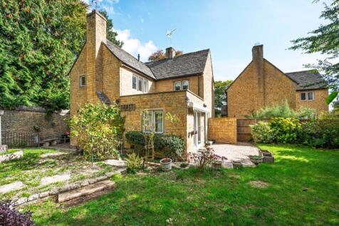 Rear &amp; Garden