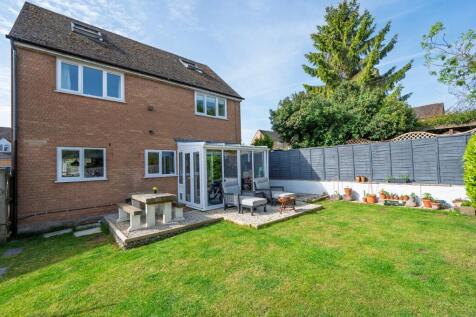 Rear &amp; Garden