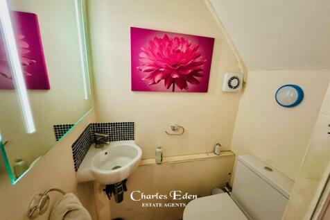 Cloakroom.jpg