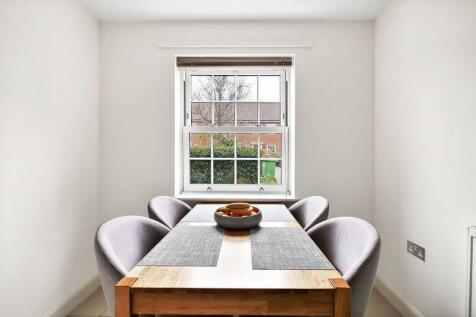 Dining area v1.jpeg
