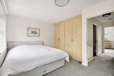Bedroom.jpeg