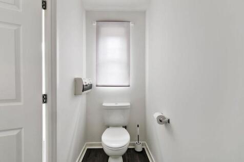CLOAKROOM/WC
