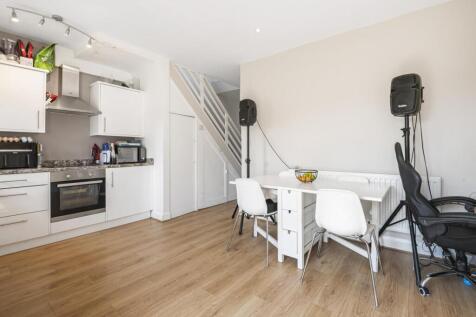 Dining area.jpg
