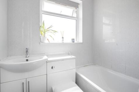 BATHROOM / WC