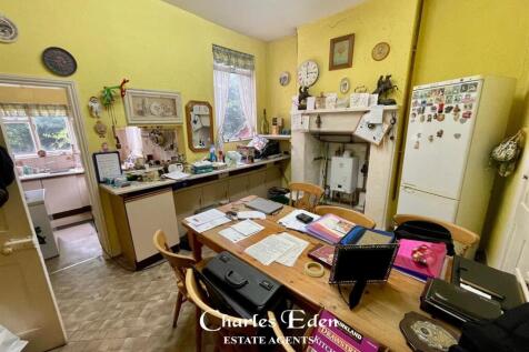 BREAKFAST ROOM