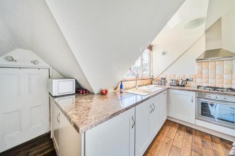 Kitchen v3.jpg