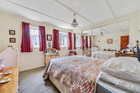 Bedroom One.jpg