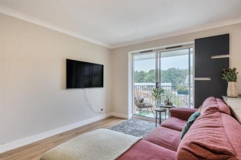 Lounge area.jpg