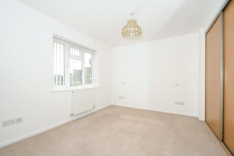Bedroom 2.jpg