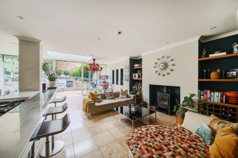 Property Image 8