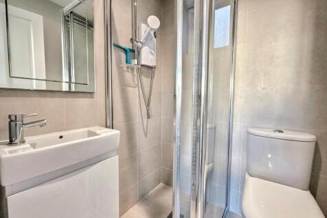 WhatsApp Image 20251203 at 113936_808dfcd1.jpg