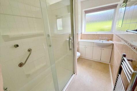 SHOWER ROOM/WC