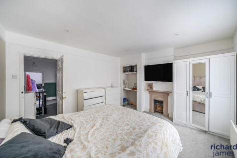 0e8f0d816b274478af280d852e3f5a7d