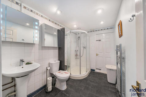 62127ce86b99438691d24a194325a401