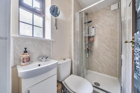 13626822368e7d45707937