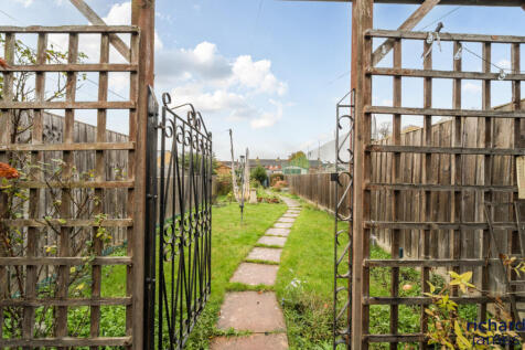 0161d933ef6942f58be782b6e104fd09