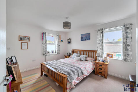 46075b8e48944a829062b5de6f3f3b0e