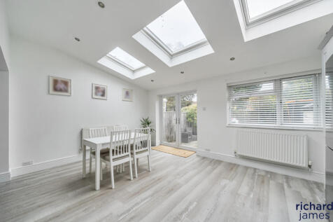 cb16323d2d5f40eaa2020296c13bf4d8