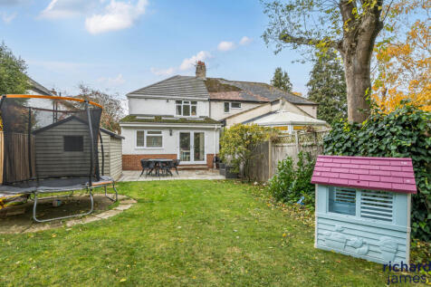 c5765ab2597b4257ad528710bd6875b5