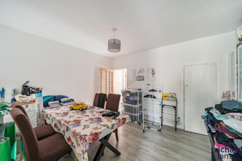 172a1d809e094dc9a0791a5c53de1b13