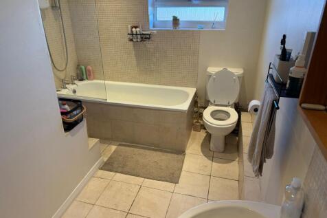 whatsappimage20251117at1410161