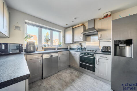 b5e15e2fb45c4b549fbd6bb96856d28b