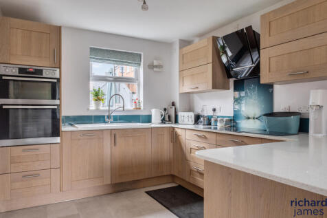 fafad7121b3540b6961ee4fb6aaf145a