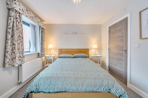 1373053-15-6908c7...