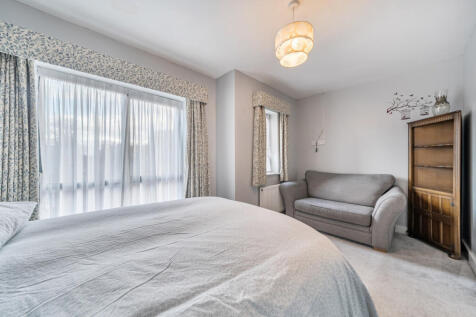 1373053-21-6908c7...