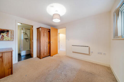 1361842-3-68e5022...