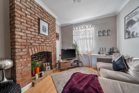 1375880-17-692596...