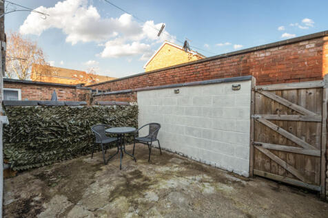 1375880-3-6925943...