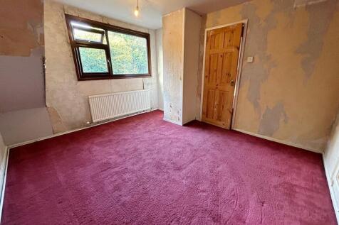 First floor bedroom 4