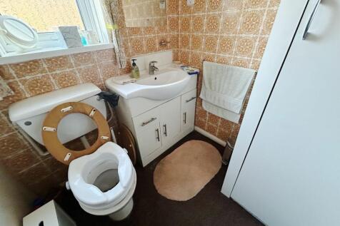 Upstairs WC