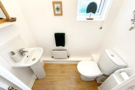 Downstairs wc