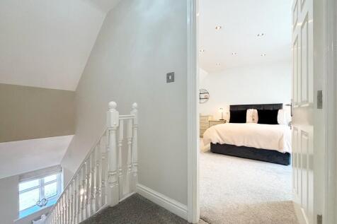 2nd floor landing