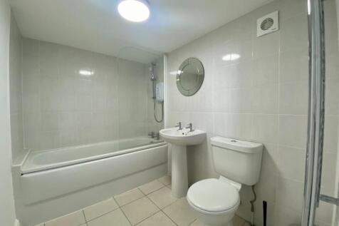 Bathroom.jpeg