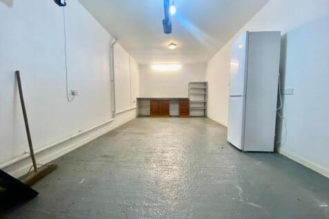 Single Garage
