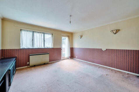 1305579-7-6841ad8...