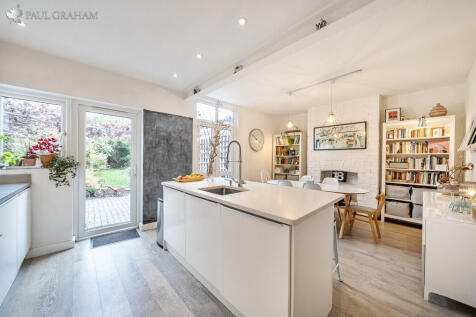 60948d8c-6b80-408...