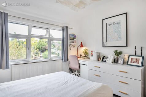 882f92de-8156-4de...