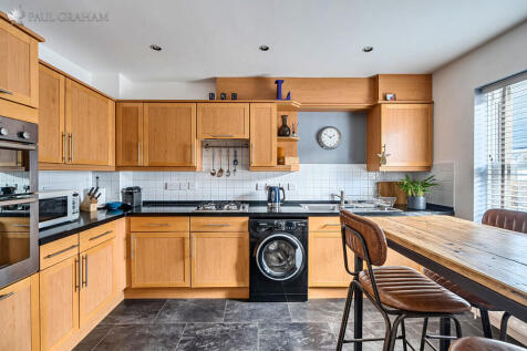 3d9cd851-847f-4f6...