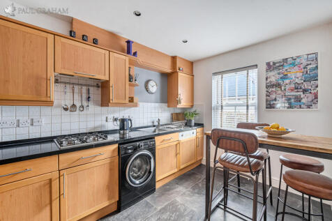 c3f7bdc0-0293-4db...