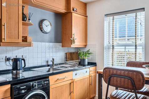 a9960a9d-19c1-461...